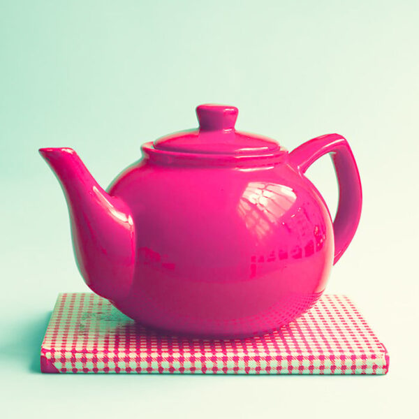 PINK TEA KETTLE